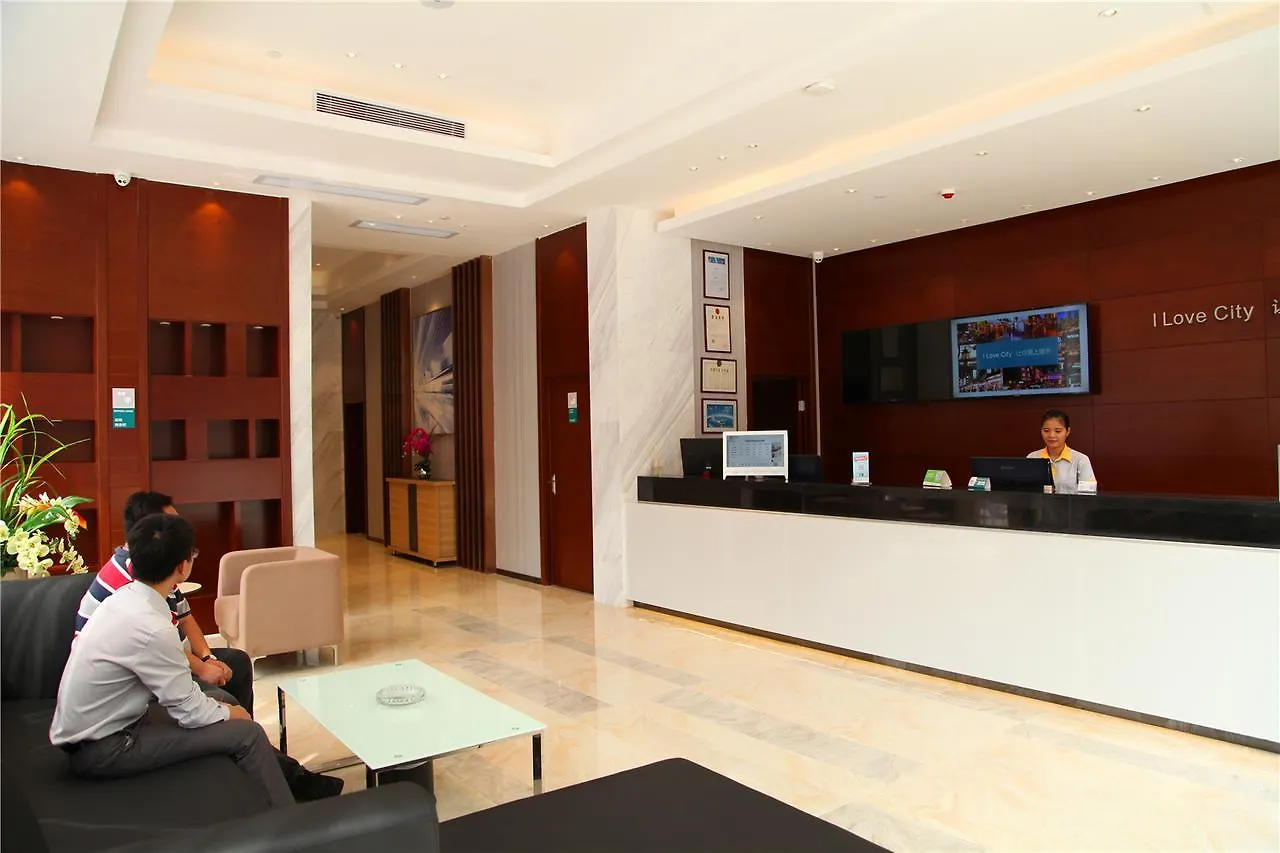 Hotel City Comfort Inn North Shenzhen Airport